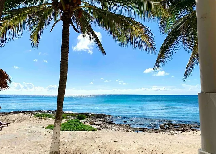 Near Beach! Everyone Loves Villa, Private Pool *